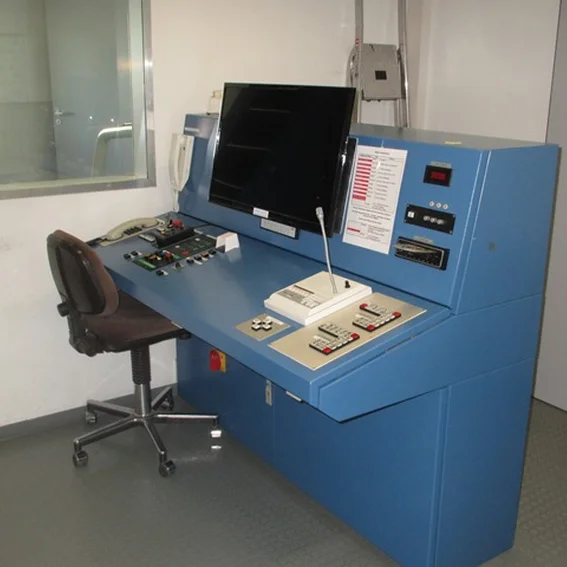 IMG_1071web.jpg