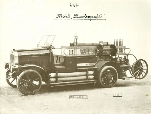 Moderl Burglengenfeld.jpg